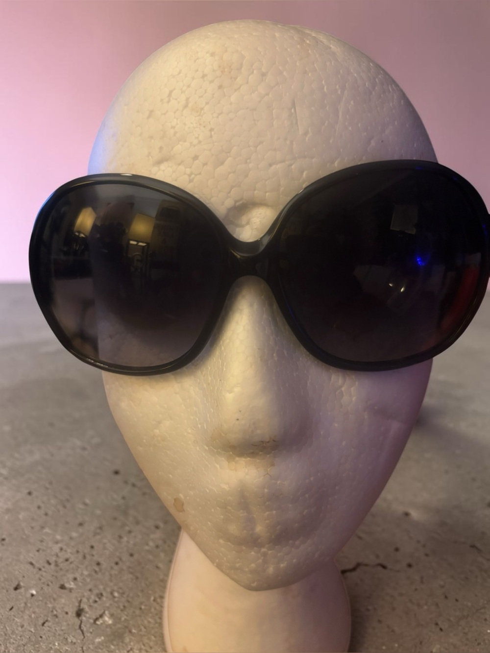 Tory Burch Oversized Black Gradient Sunglasses Gold Hardware